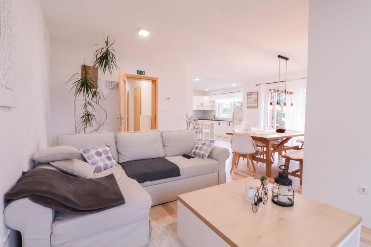Apartamento House Eden With Mountain Views Bled Exterior foto